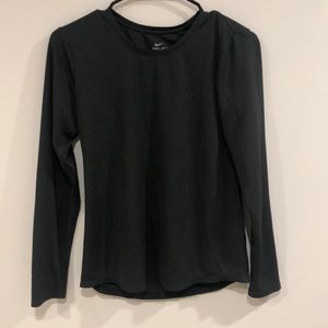 Nike Dri Fit long sleeve t-shirt